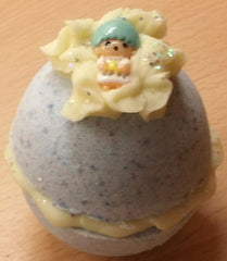 Piped cocoa butter bath bombs